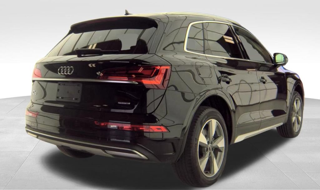 Used 2024 Audi Q5 2.0T Premium AWD/4WD image 3