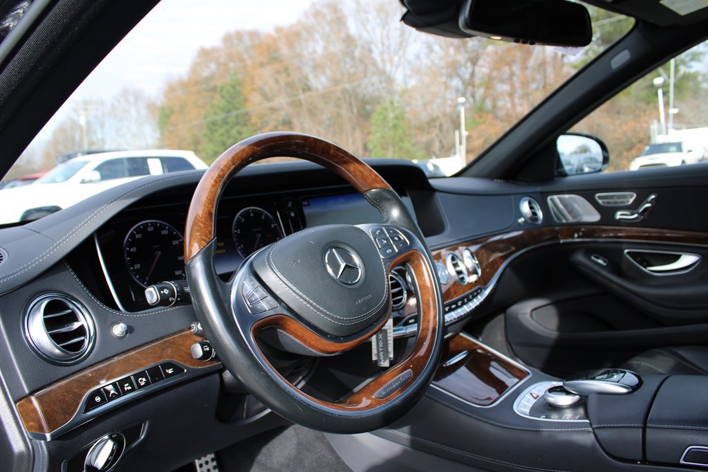Used 2016 Mercedes-Benz S 550 4MATIC Sedan image 15