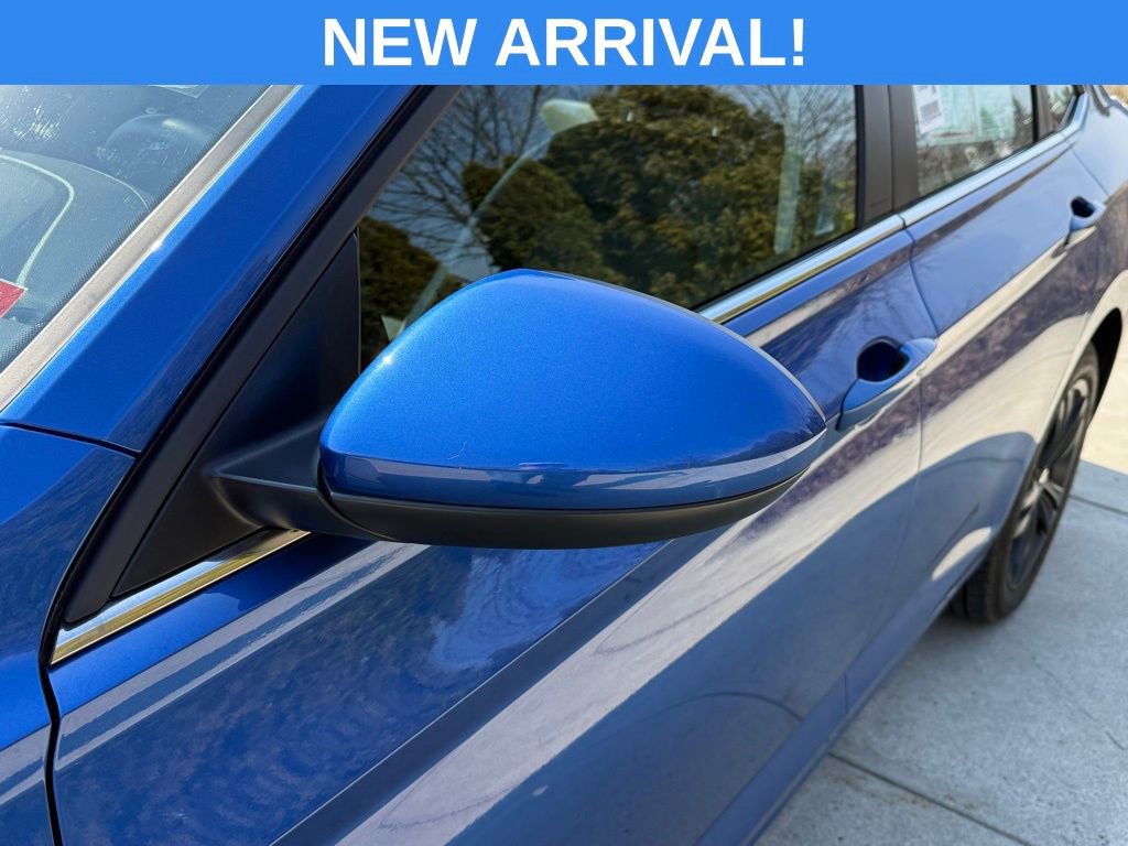 Used 2024 Volkswagen Jetta SE image 9