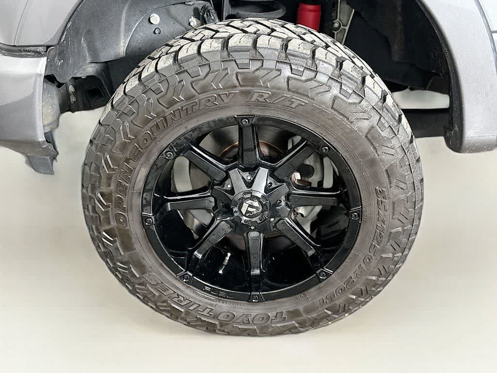 Certified 2022 Ford F250 Platinum w/ Tremor Off-Road Package AWD/4WD image 8