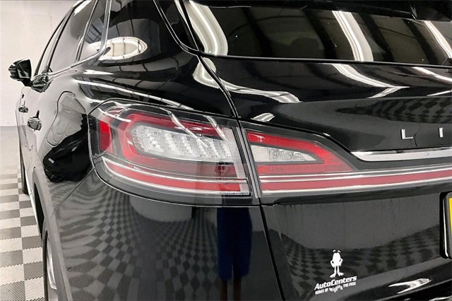 Used 2023 Lincoln Nautilus Reserve w/ Equipment Group 201A image 32