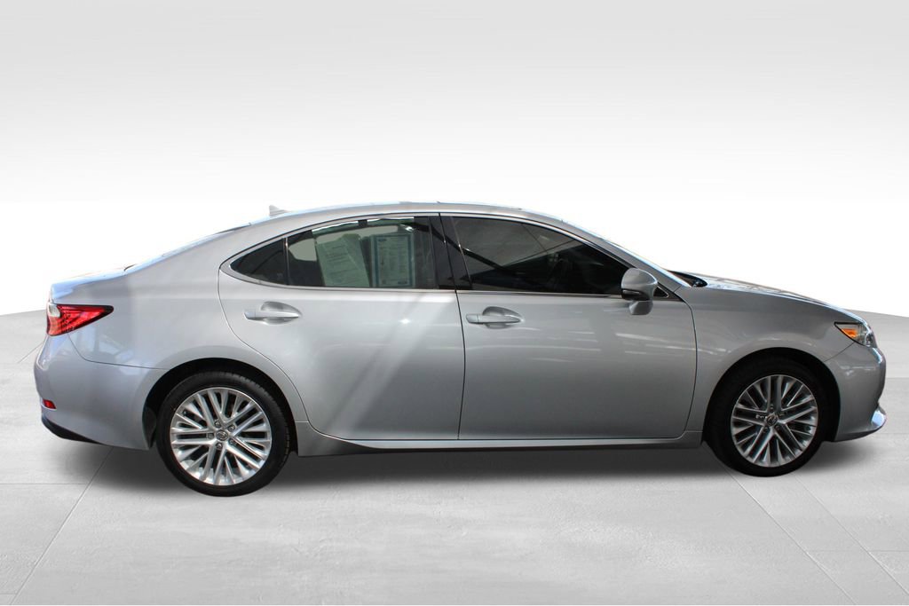 Used 2014 Lexus ES 350 w/ Luxury Package image 17