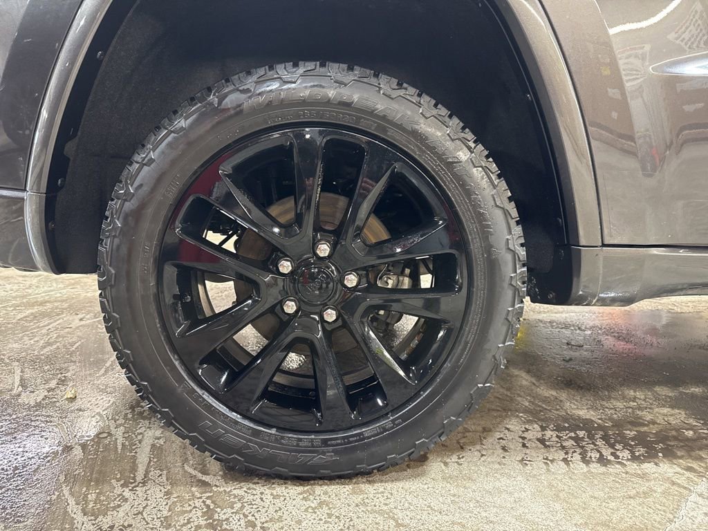 Certified 2020 Jeep Grand Cherokee Altitude image 33