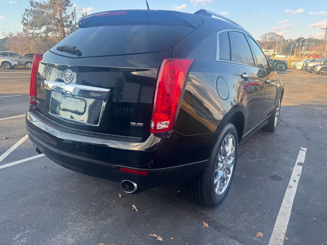 Used 2014 Cadillac SRX Luxury w/ Driver Awareness Package image 10