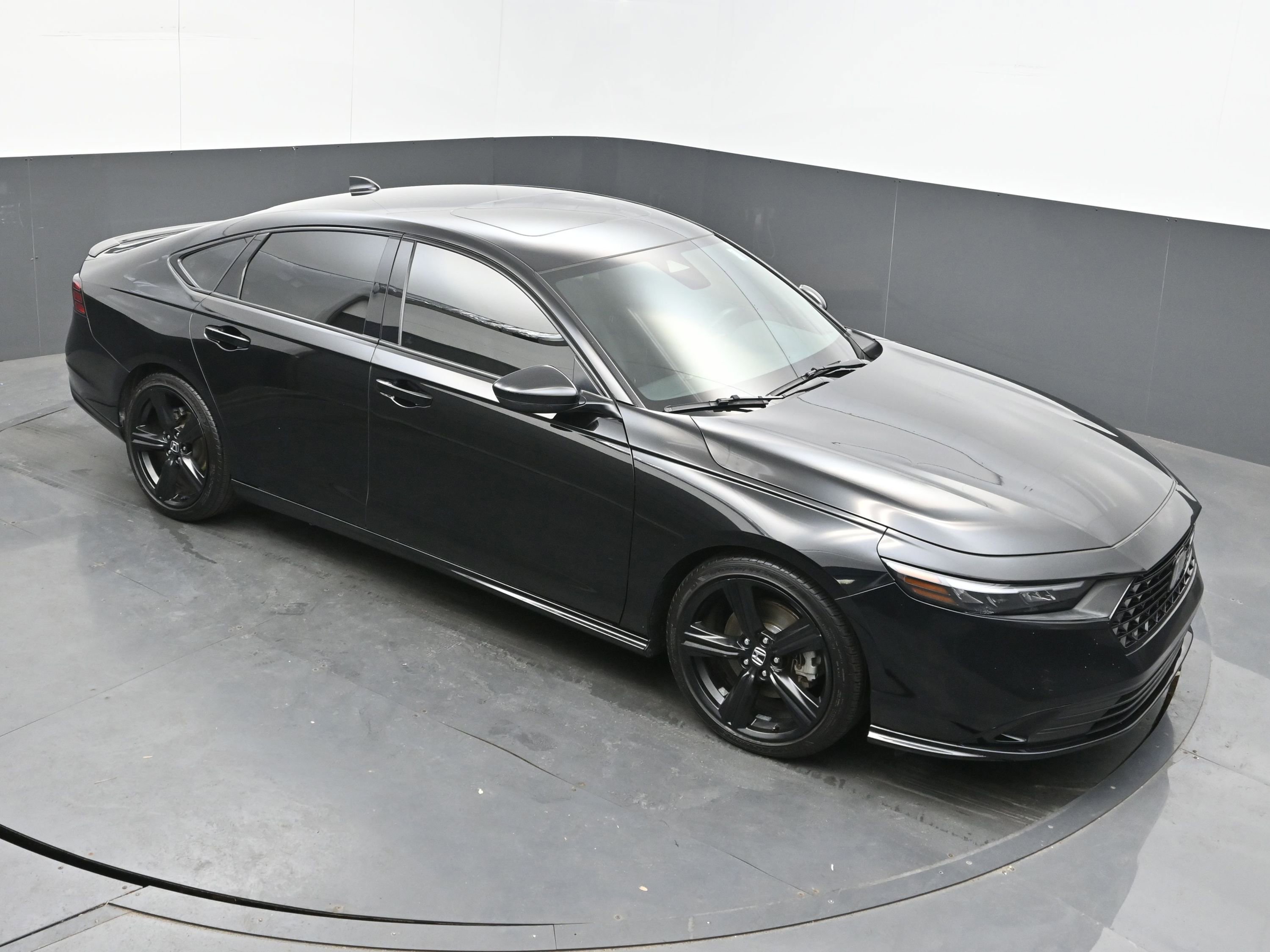 Used 2023 Honda Accord Sport image 30