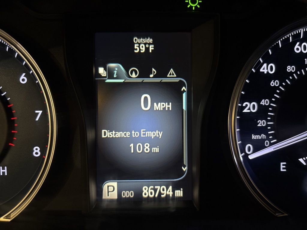 Used 2017 Toyota Camry XLE w/ Moonroof Package image 27