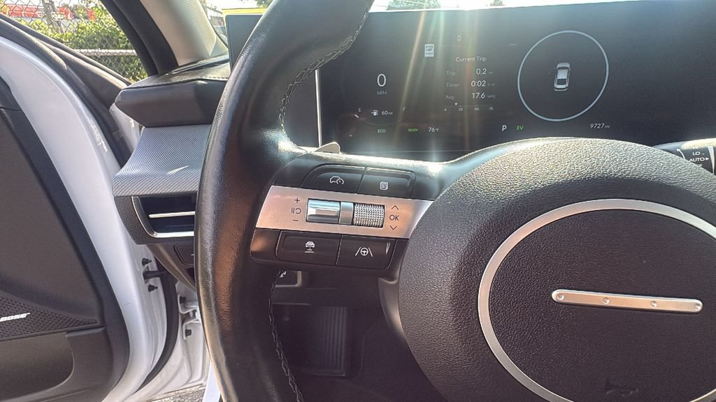 Used 2025 Hyundai Sonata Limited FWD image 17