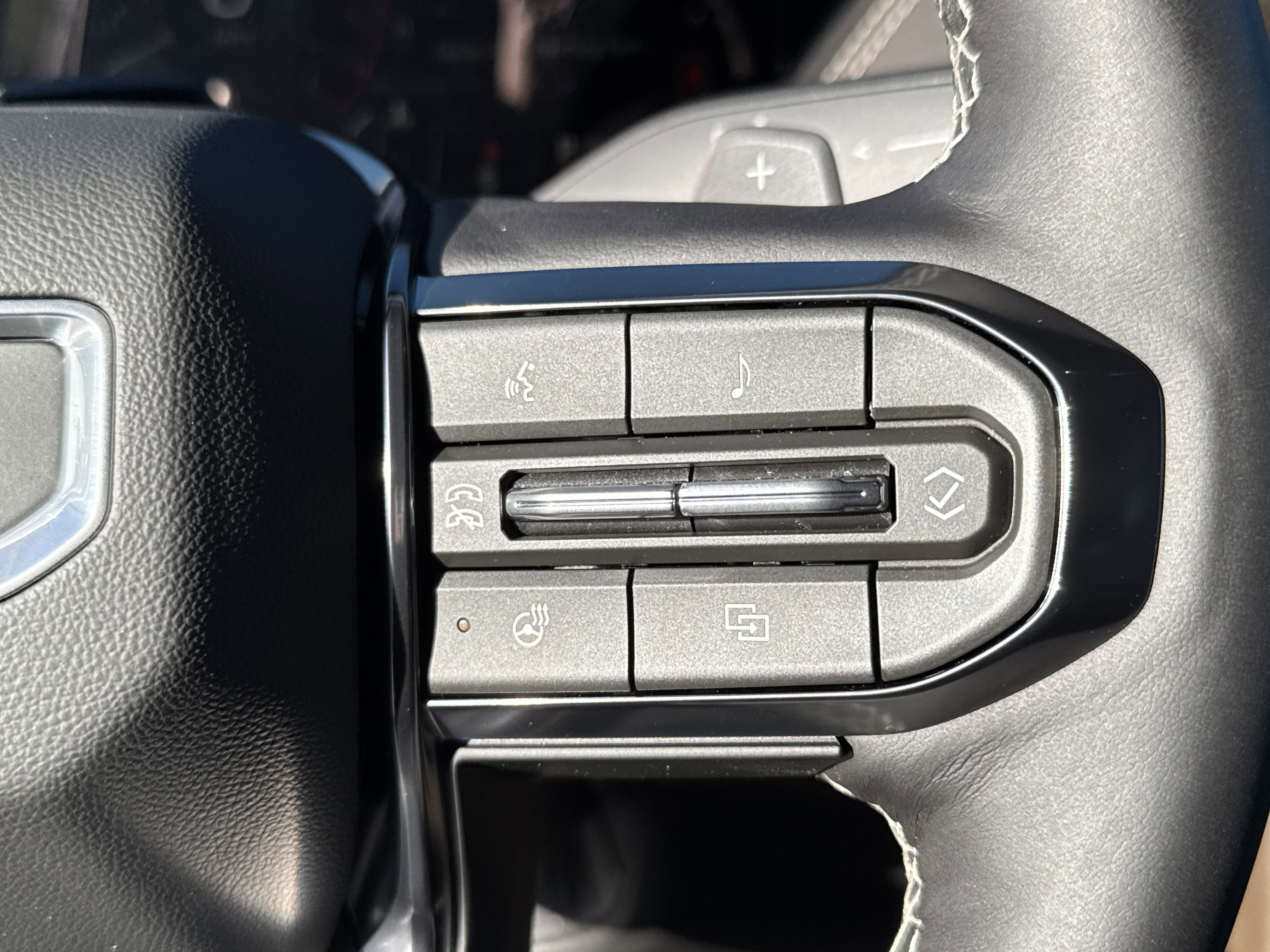 Used 2026 GMC Yukon Denali Ultimate w/ LPO, Floor Liner Package image 21