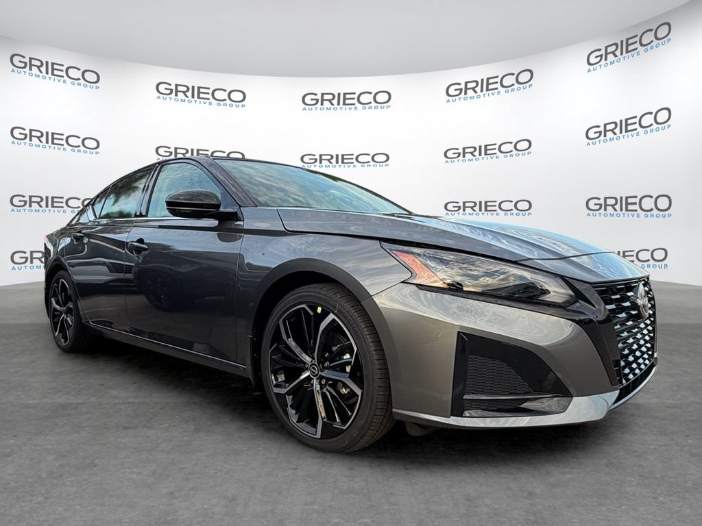 New 2026 Nissan Altima 2.5 SR w/ SR Premium Package