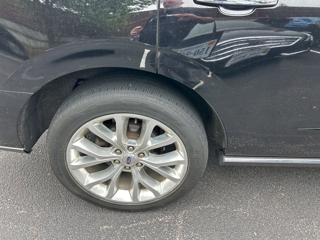 Used 2018 Ford Expedition Limited w/ Equipment Group 302A AWD/4WD image 10