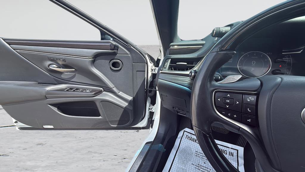 Used 2019 Lexus ES 350 w/ Premium Package FWD image 26