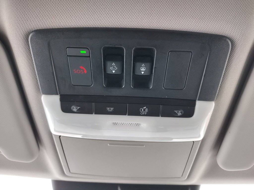 Used 2024 Mitsubishi Outlander SE Black Edition image 31