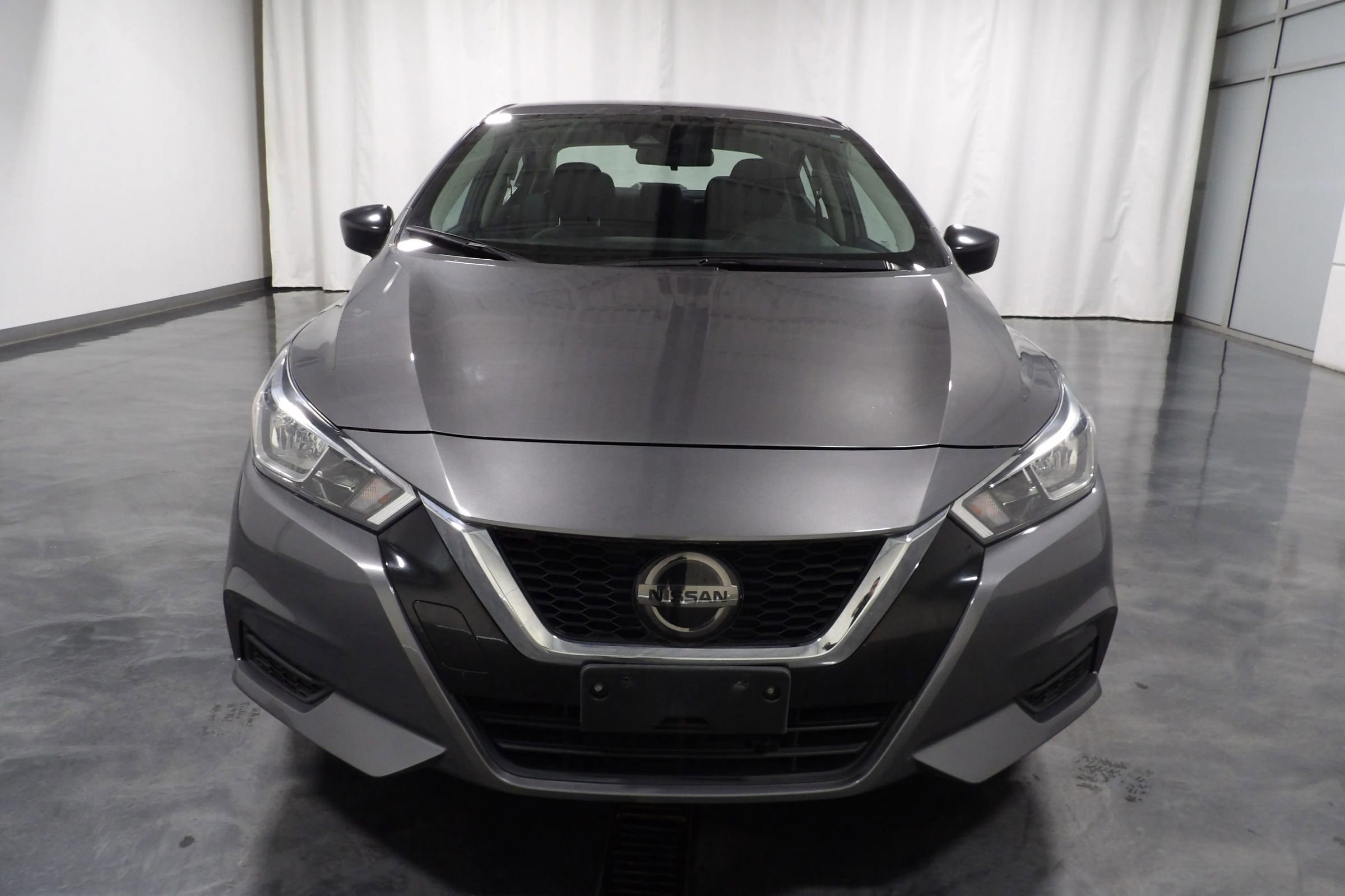Used 2020 Nissan Versa S image 2
