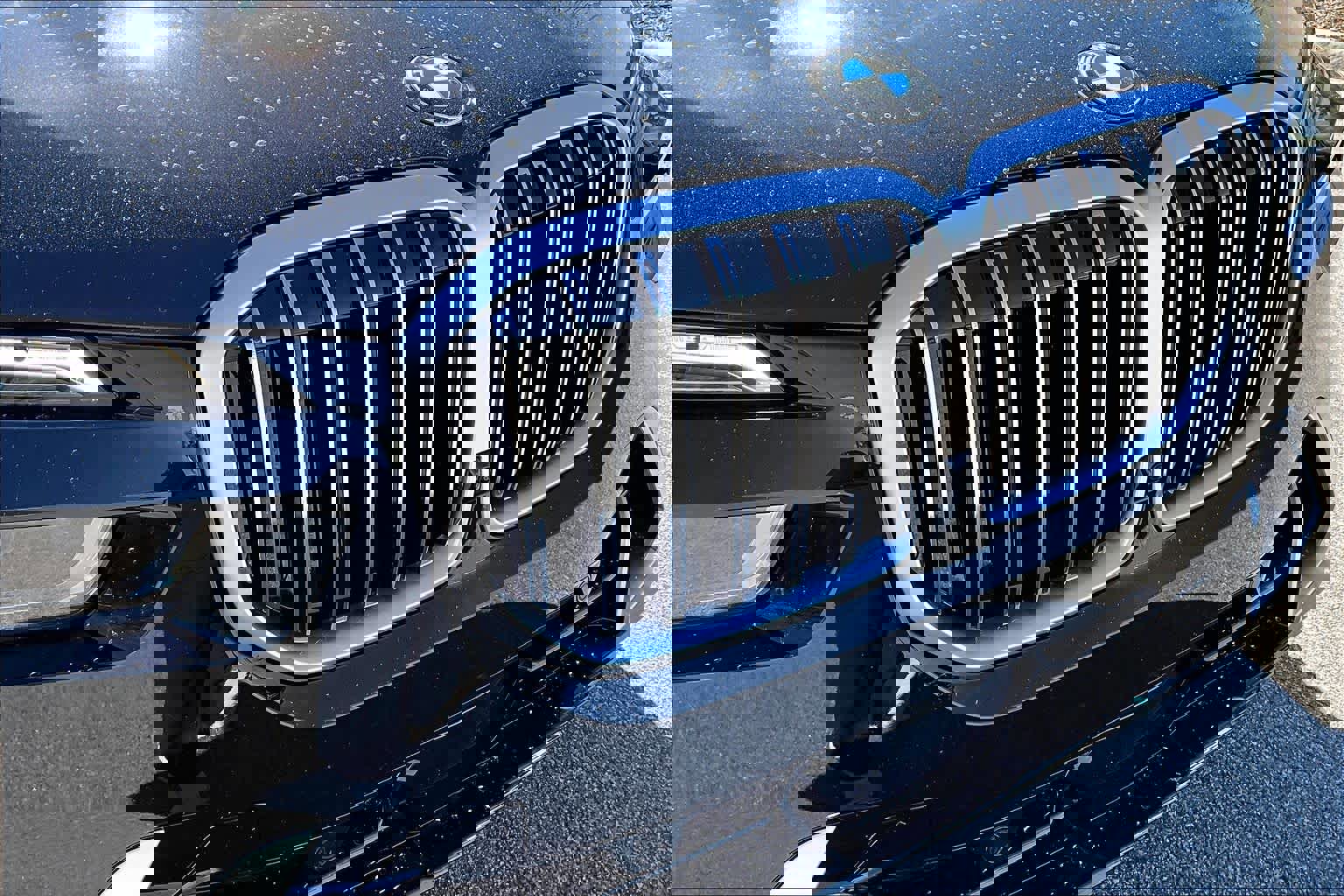 Used 2026 BMW X7 xDrive40i image 32