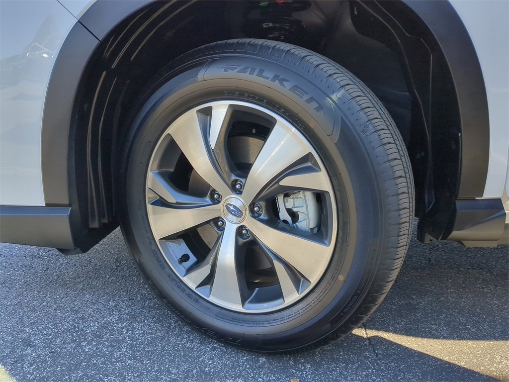 Used 2025 Subaru Ascent Premium image 32