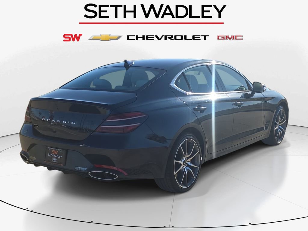 Used 2025 Genesis G70 2.5T image 5