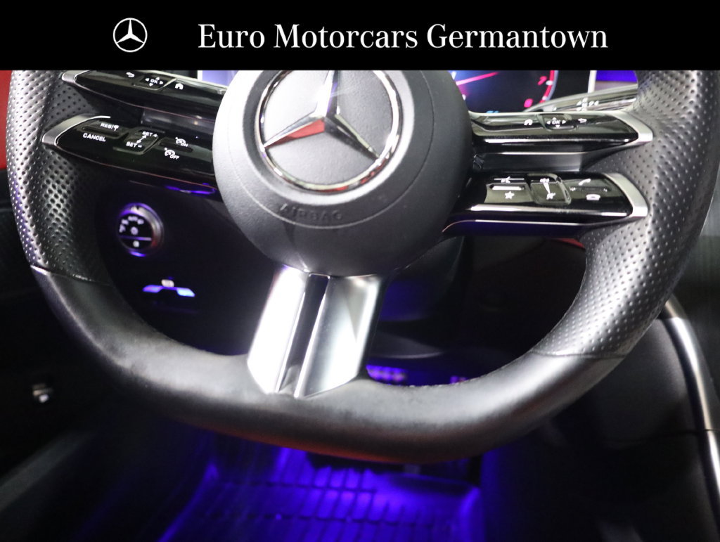 Used 2022 Mercedes-Benz C 300 4MATIC Sedan image 34