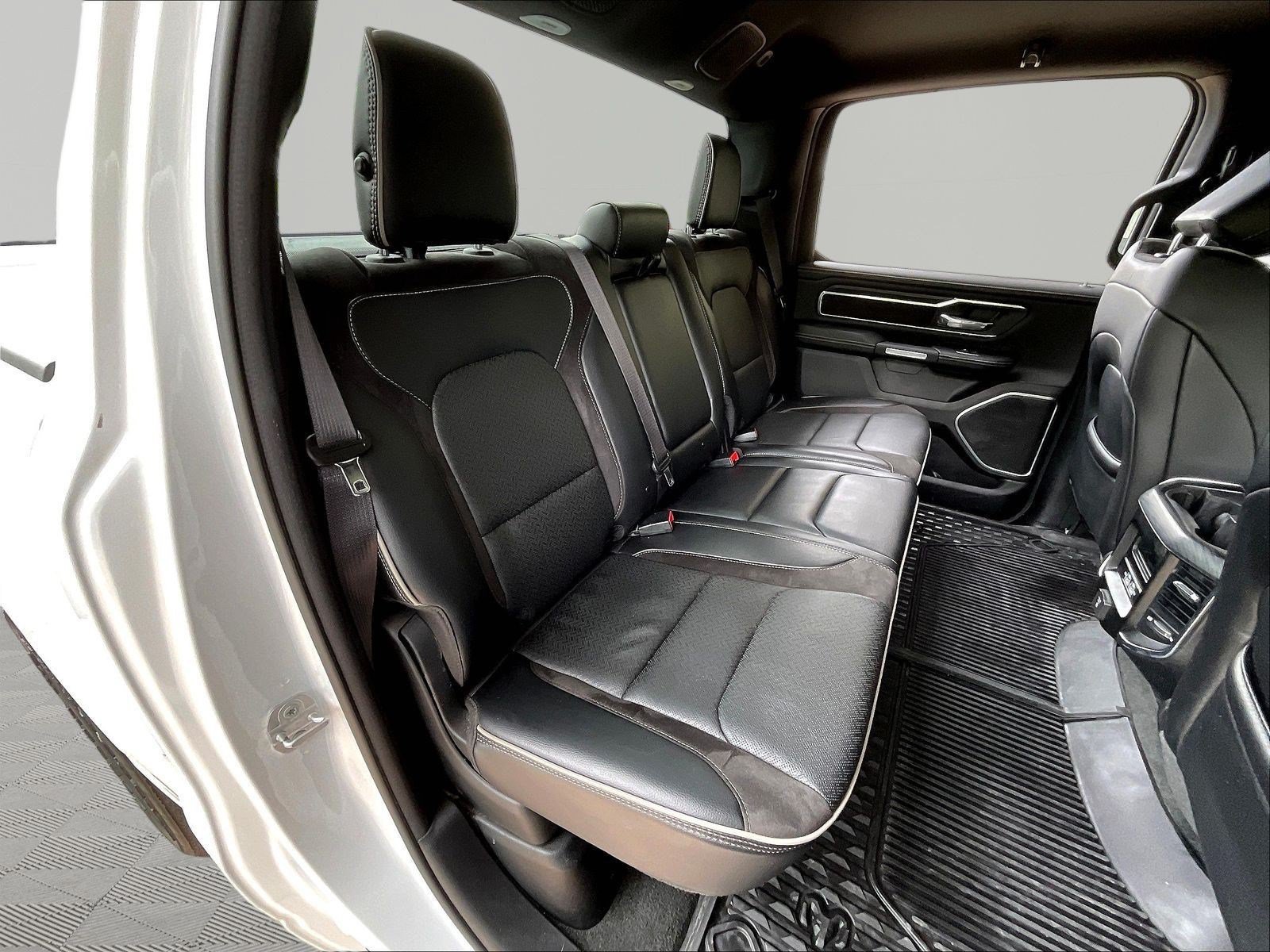 Used 2023 RAM 1500 Laramie AWD/4WD image 26