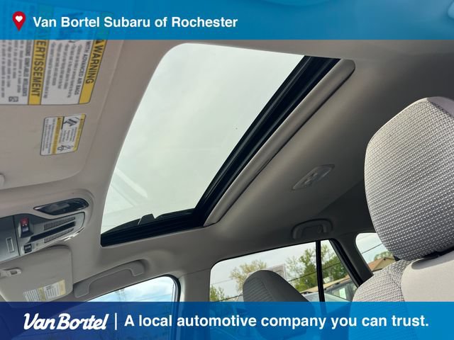 Certified 2025 Subaru Outback Premium AWD/4WD image 14
