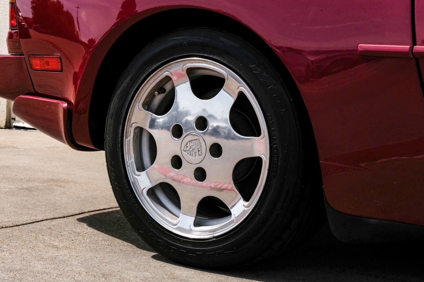 Used 1989 Porsche 944 Turbo RWD image 43