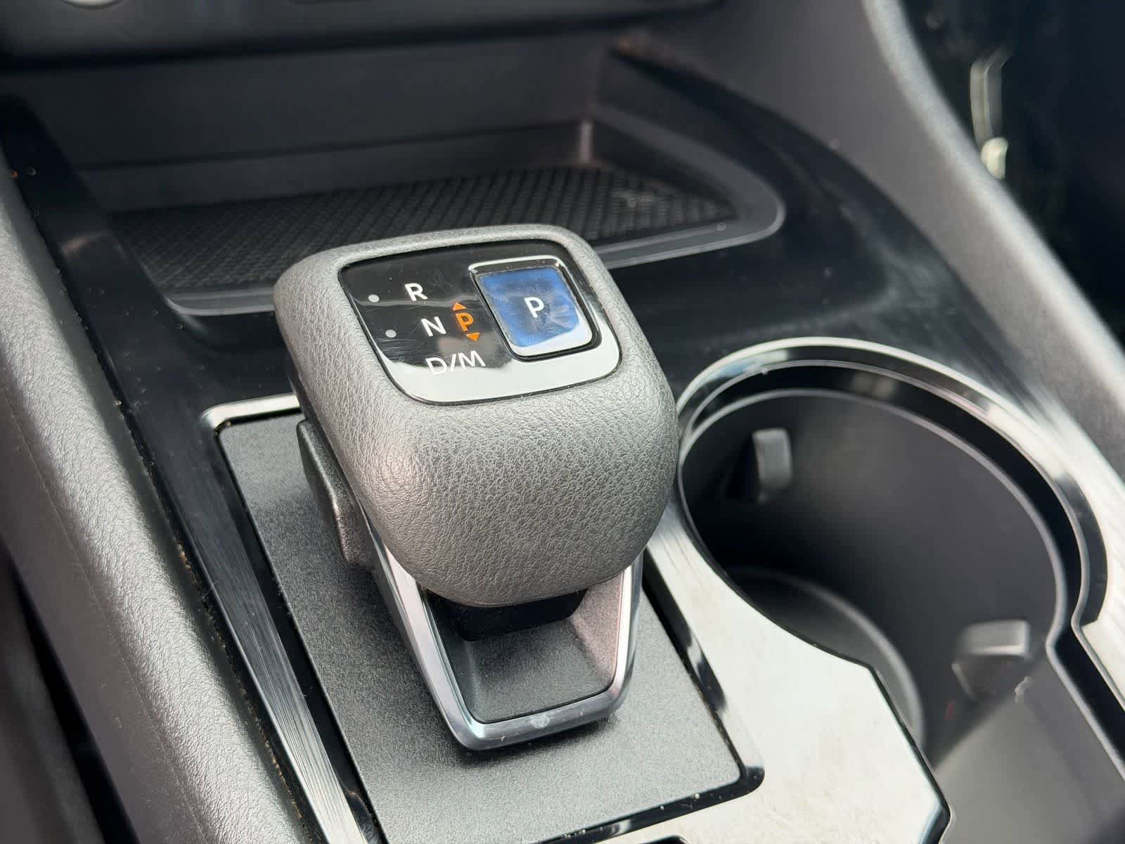 Certified 2022 Nissan Rogue SV image 28