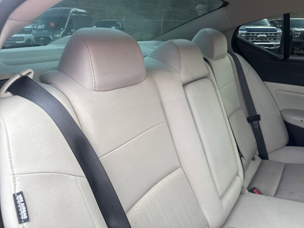 Used 2023 Nissan Altima 2.5 SV image 23