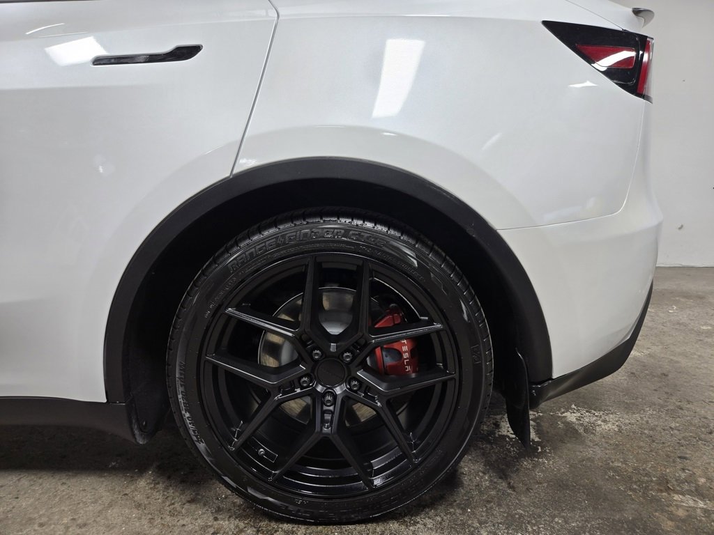 Used 2023 Tesla Model Y Long Range image 56