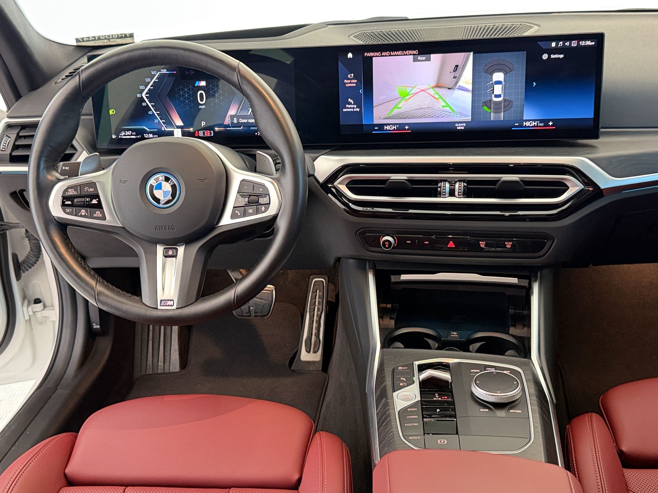 Certified 2024 BMW 330e xDrive w/ Premium Package AWD/4WD image 30