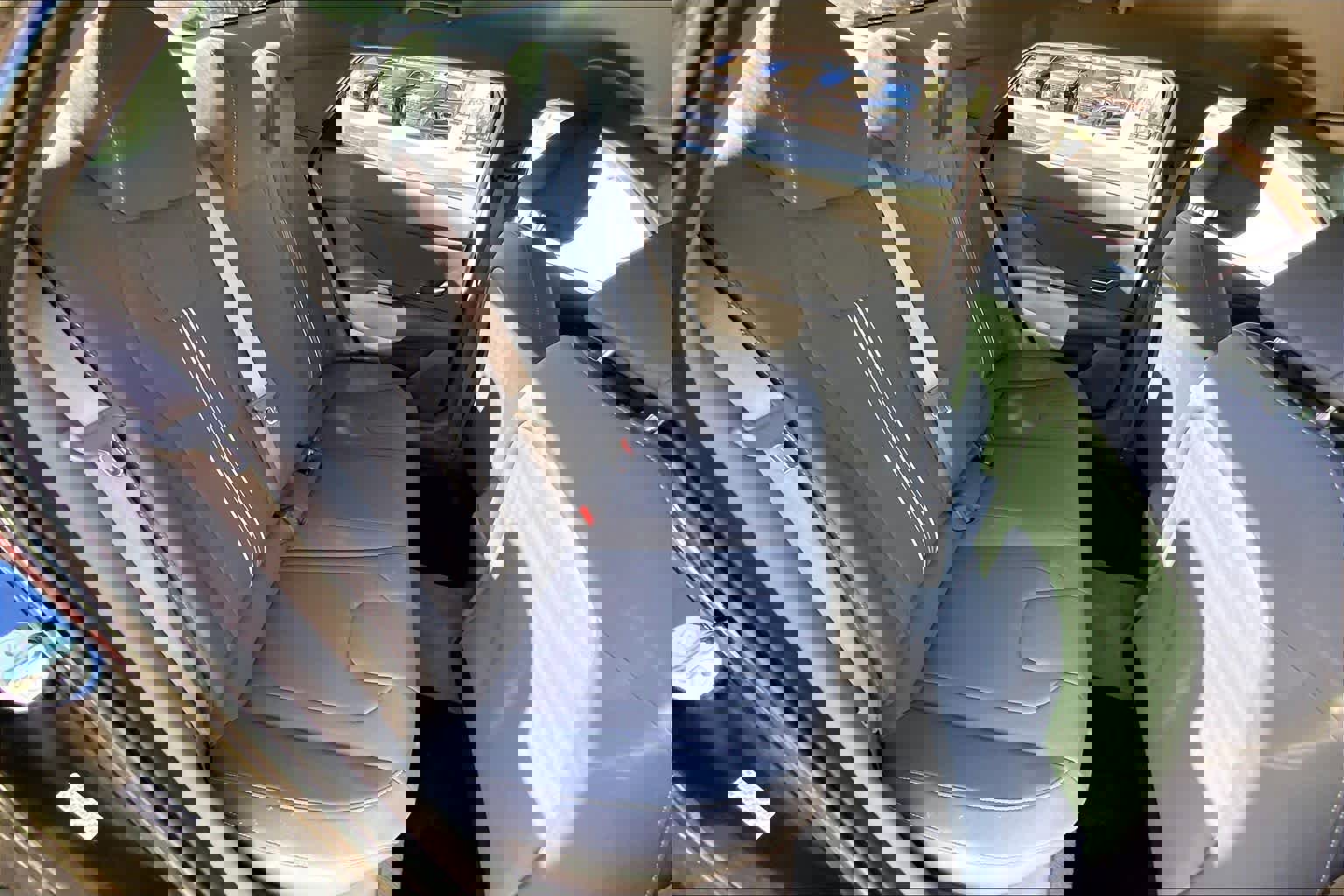 Used 2023 Hyundai Elantra SEL w/ Convenience Package image 19