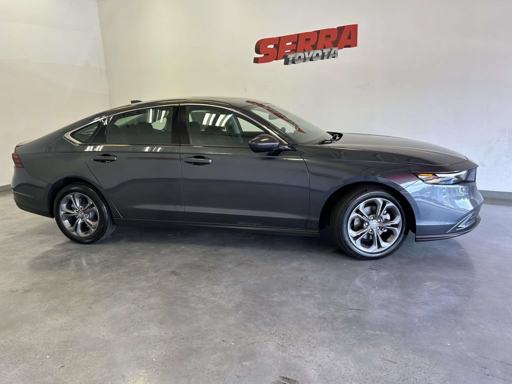 Used 2024 Honda Accord EX image 2