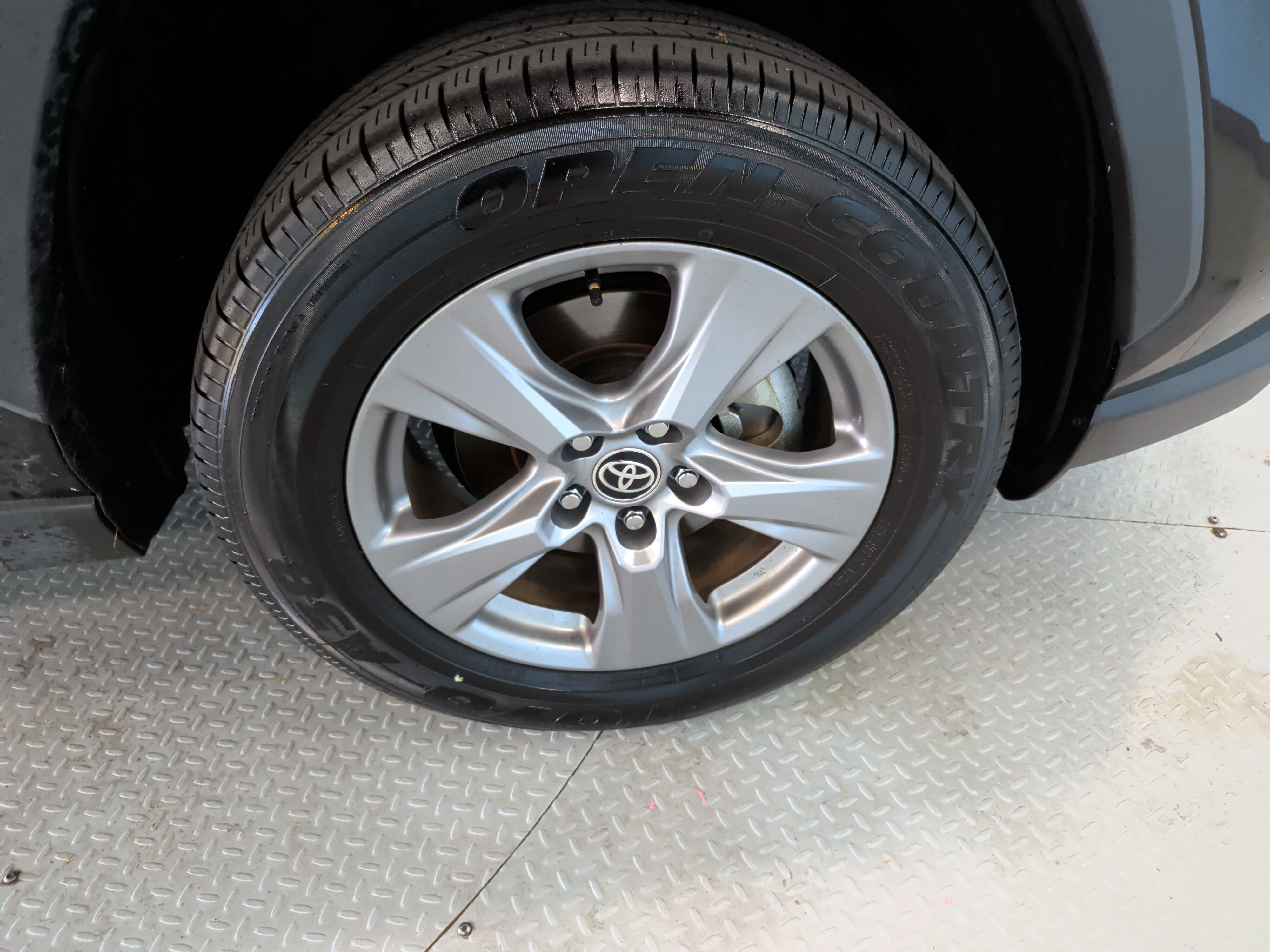 Certified 2025 Toyota RAV4 LE AWD/4WD image 13