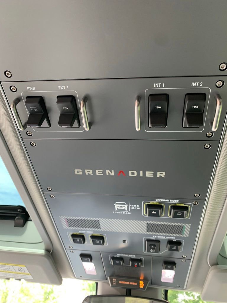 Used 2025 INEOS Grenadier AWD/4WD image 12