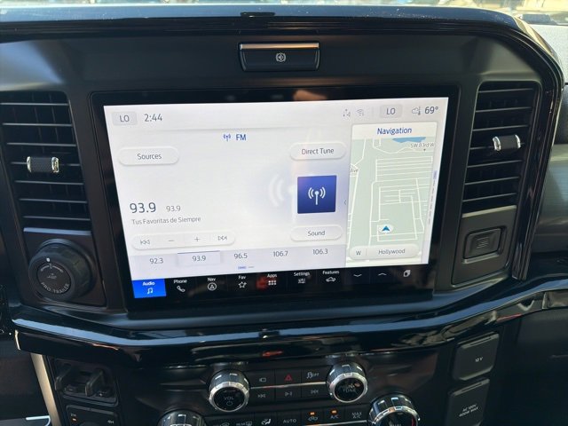 Used 2026 Ford F250 Lariat w/ Black Appearance Package image 17