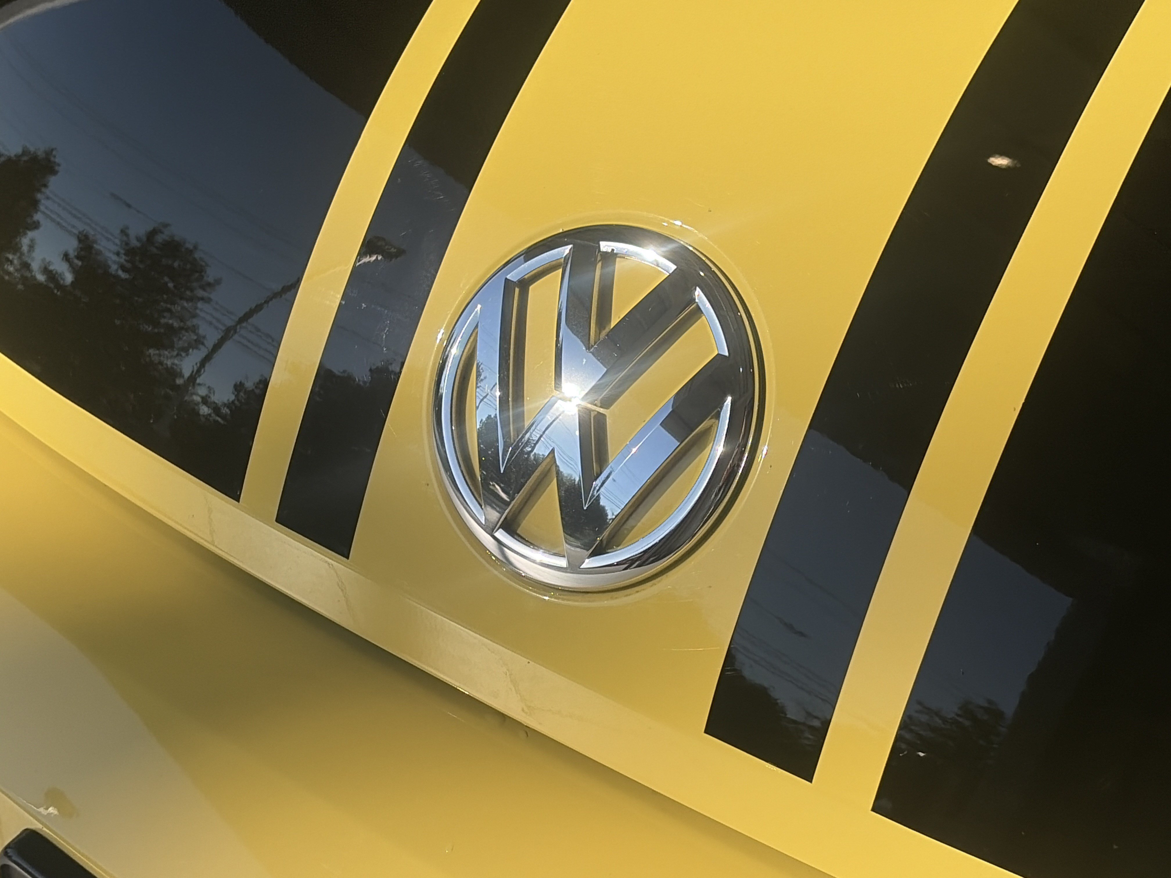 Used 2014 Volkswagen Beetle GSR FWD image 21