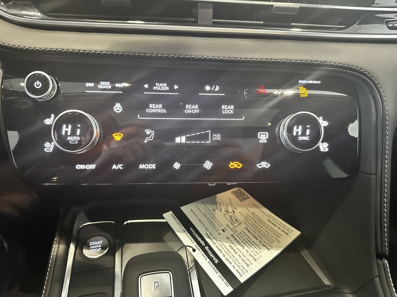 Certified 2025 INFINITI QX60 Luxe image 22