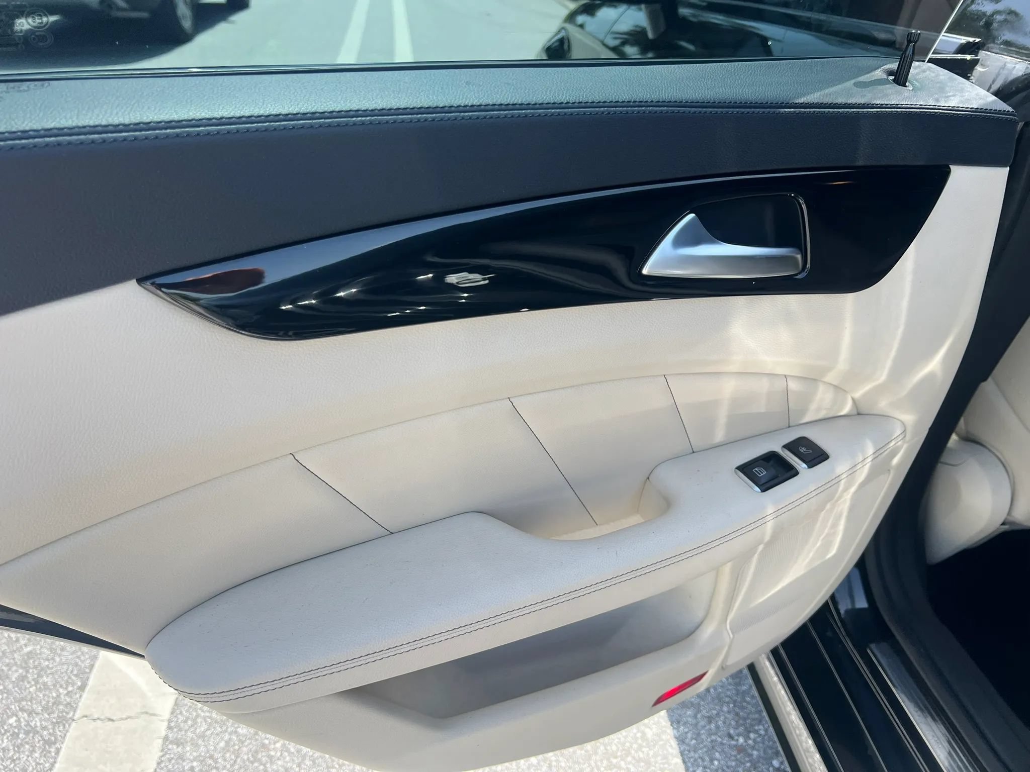 Used 2017 Mercedes-Benz CLS 550 image 16