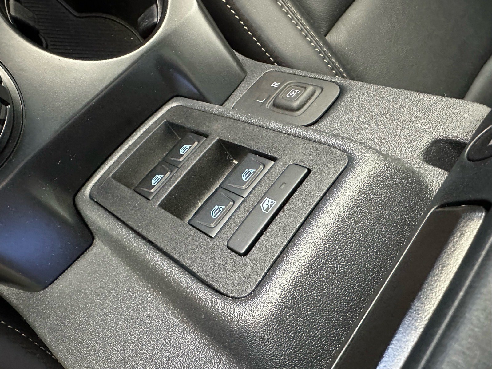 Certified 2025 Ford Bronco Badlands AWD/4WD image 35