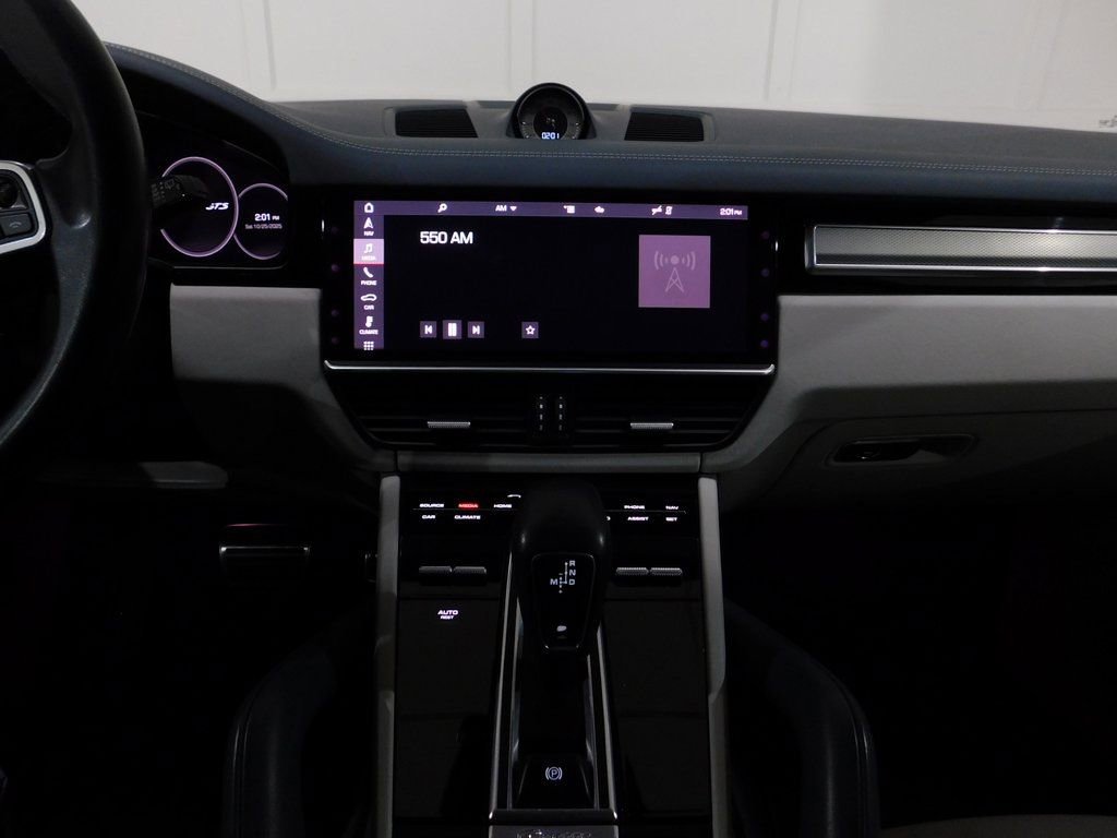 Used 2021 Porsche Cayenne GTS image 50