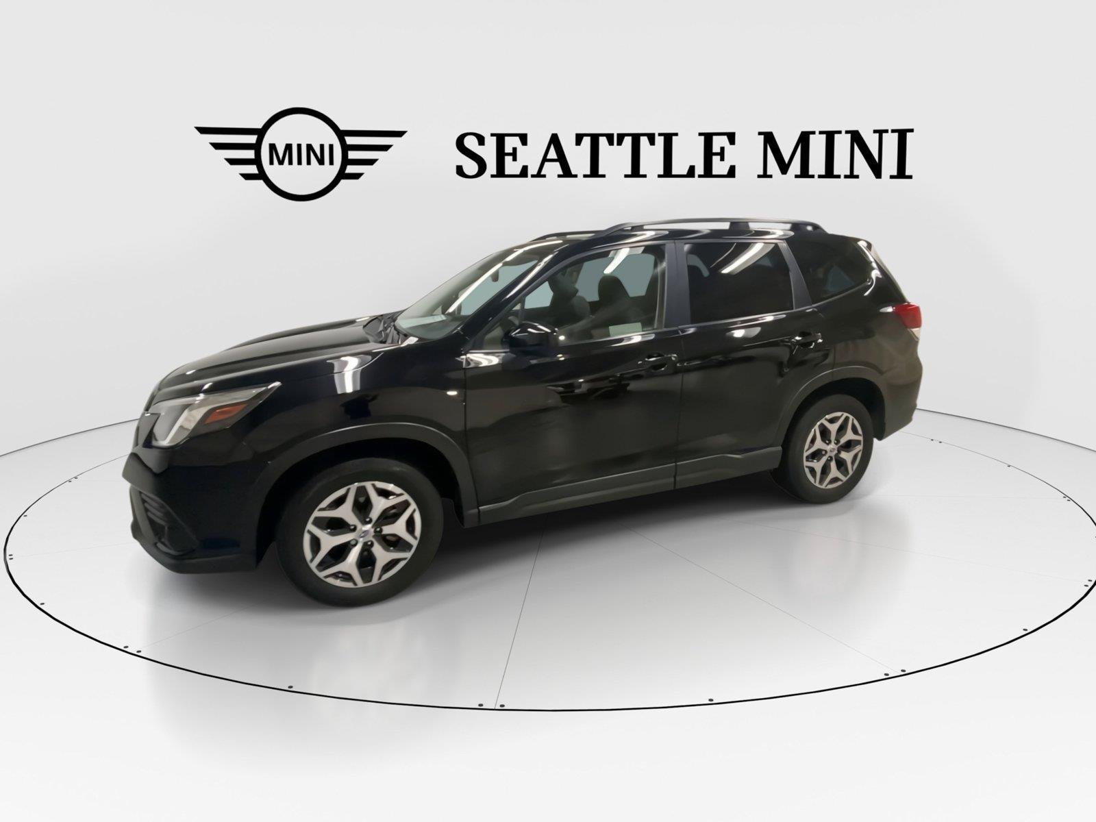 Used 2024 Subaru Forester Premium AWD/4WD image 6