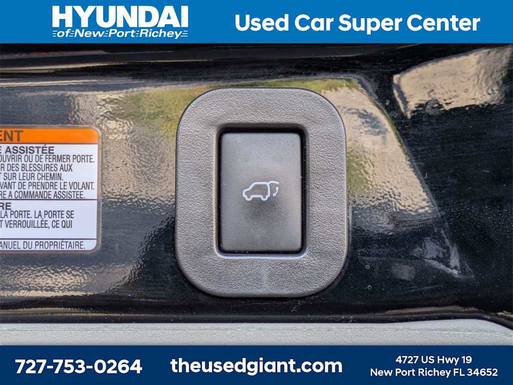 Used 2015 Toyota Sienna XLE image 13