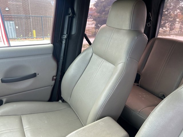 Used 2004 Jeep Wrangler X w/ Convenience Group image 12