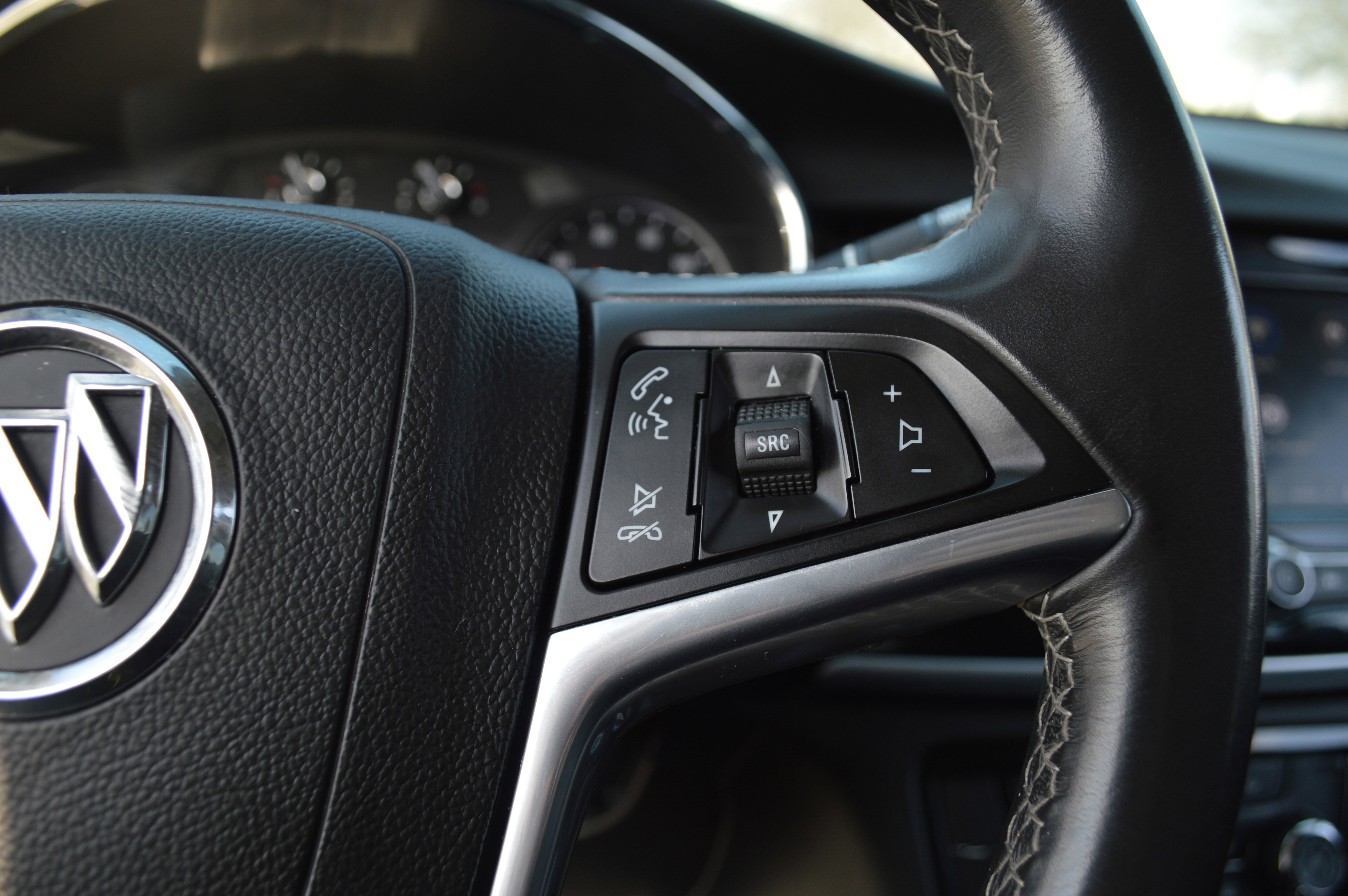 Used 2022 Buick Encore Preferred w/ Safety Package image 16