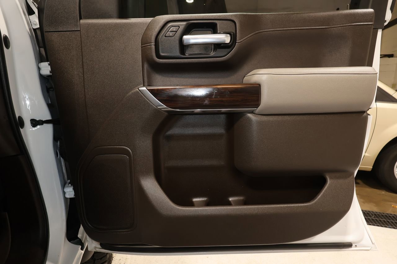 Used 2022 GMC Sierra 2500 SLT w/ SLT Convenience Package image 19