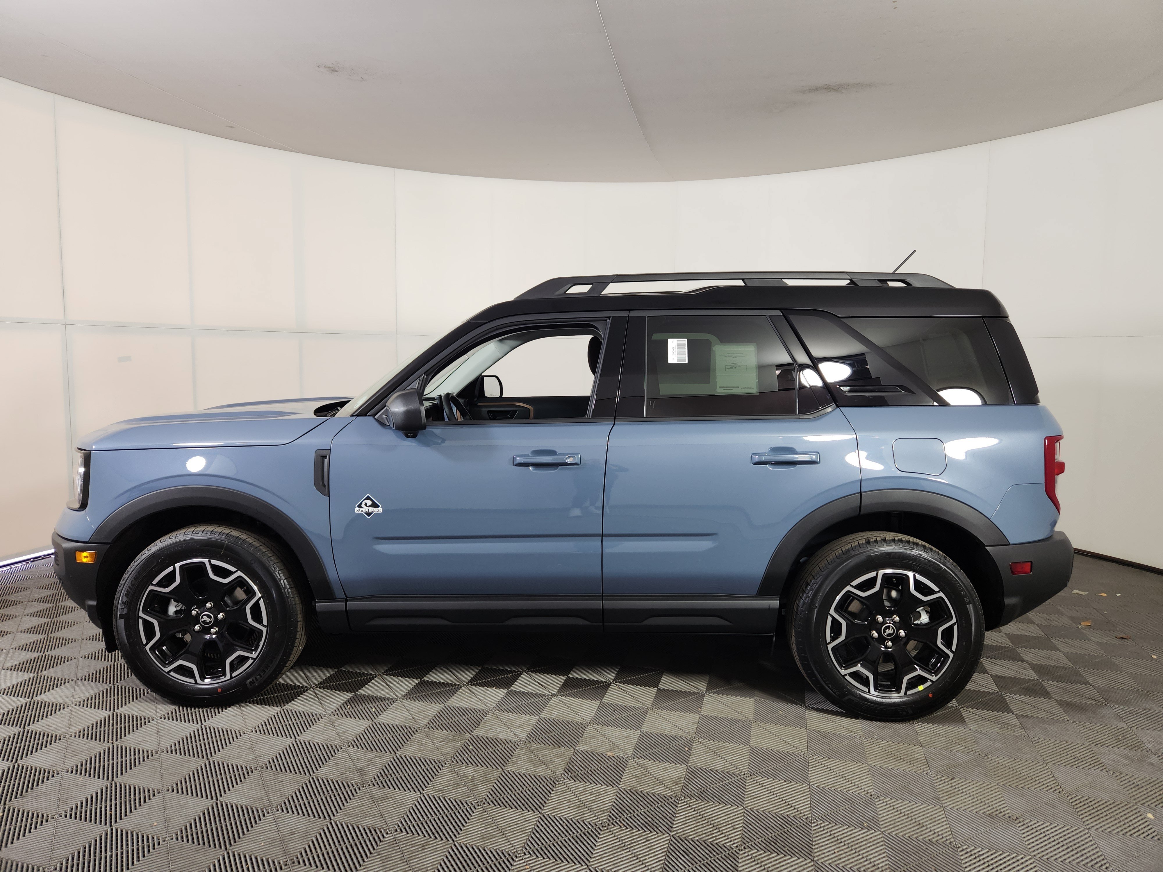 New 2025 Ford Bronco Sport Outer Banks w/ Outer Banks Tech Package+ AWD/4WD image 4