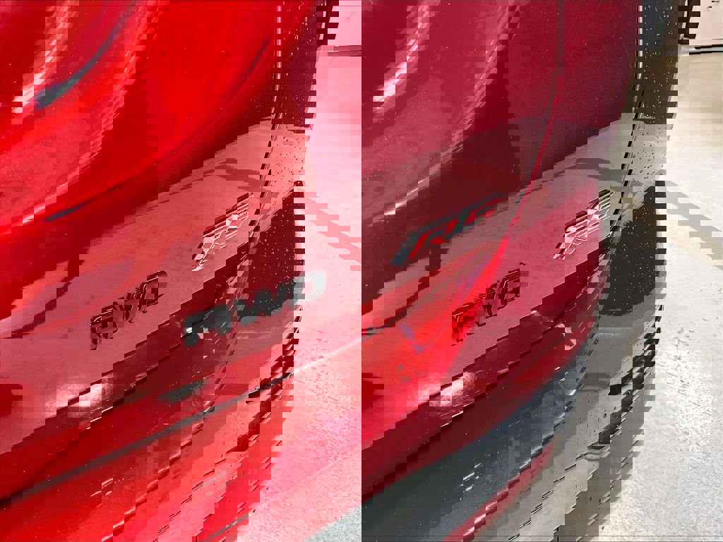 Used 2023 Chevrolet Equinox RS w/ LPO, Cargo Package image 27