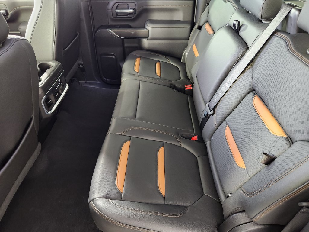 Used 2022 GMC Sierra 2500 AT4 w/ AT4 Preferred Package AWD/4WD image 14
