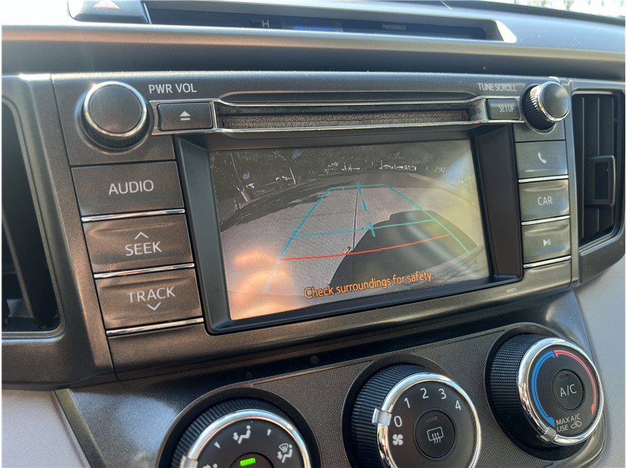 Used 2013 Toyota RAV4 LE FWD image 15