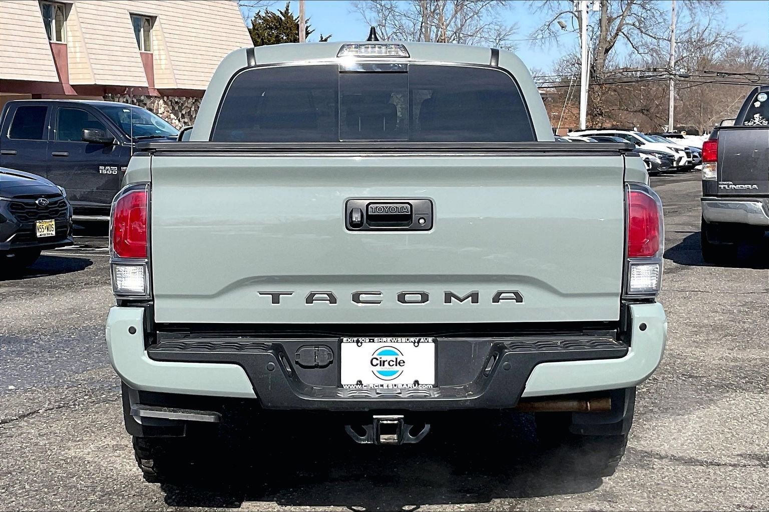 Used 2022 Toyota Tacoma TRD Sport w/ TRD Premium Sport Package image 4