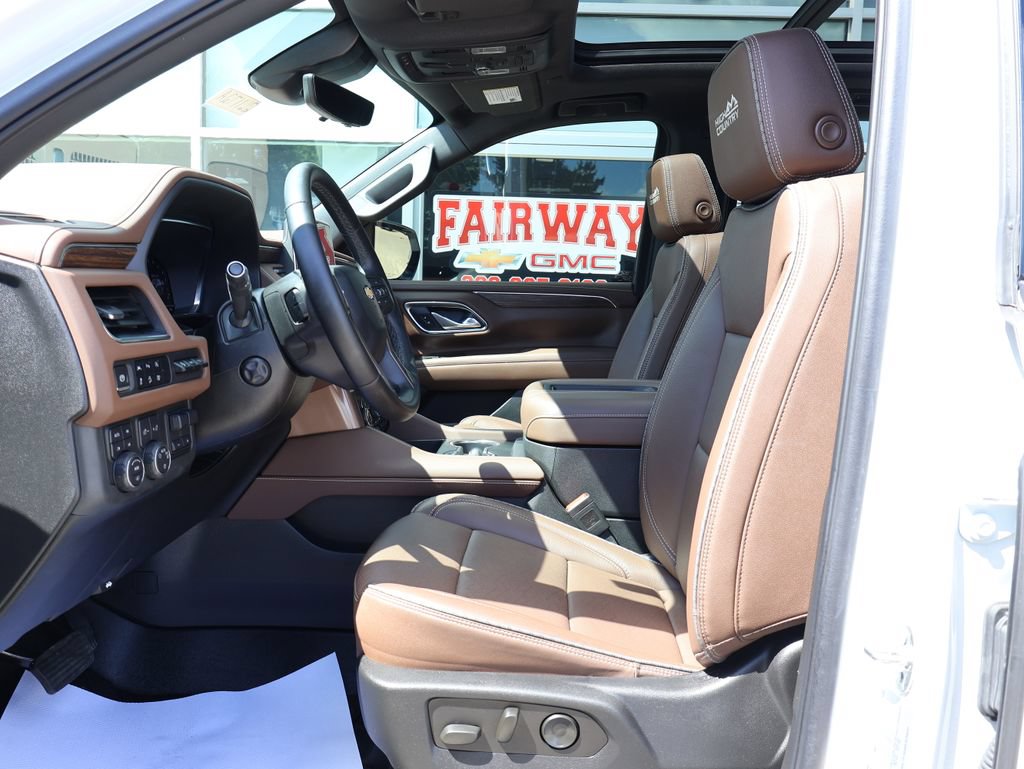 Certified 2024 Chevrolet Tahoe High Country AWD/4WD image 14