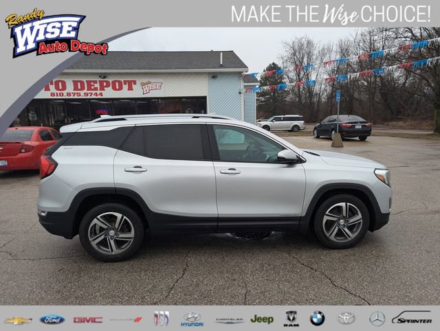 Used 2019 GMC Terrain SLT image 2